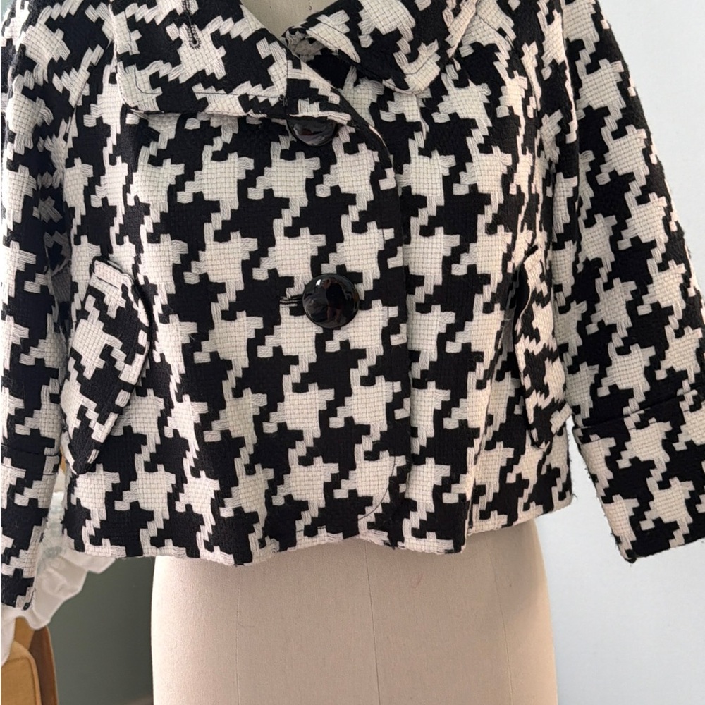 Black and White Houndstooth Women's Blazer - Picture 2 of 8
